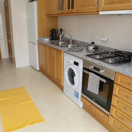 Da Ponte Flats - Yellow Apt. * Армасан-де-Пера